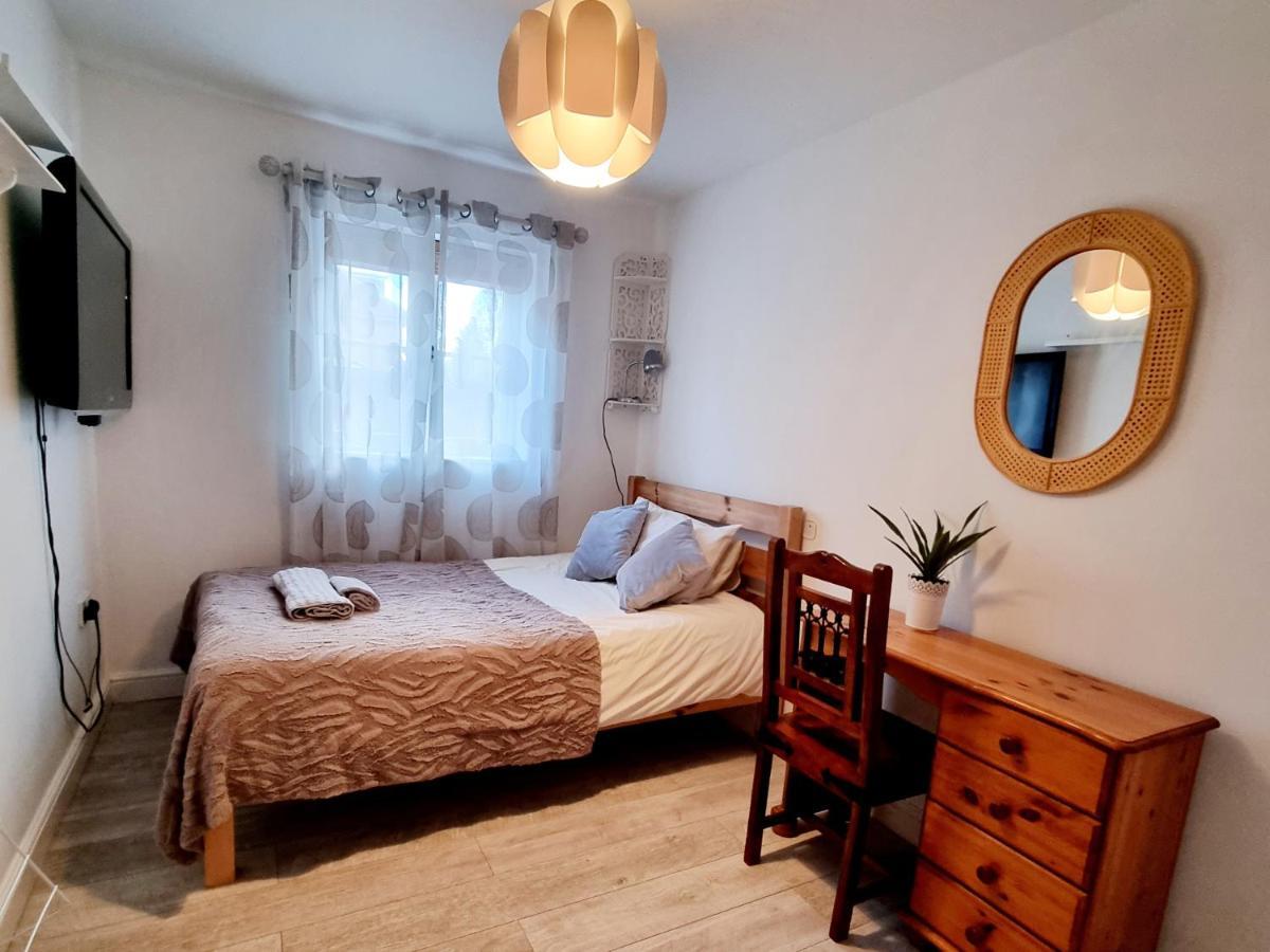 Spacious Two Bedroom Apartment With One Parking Space Thame Dış mekan fotoğraf